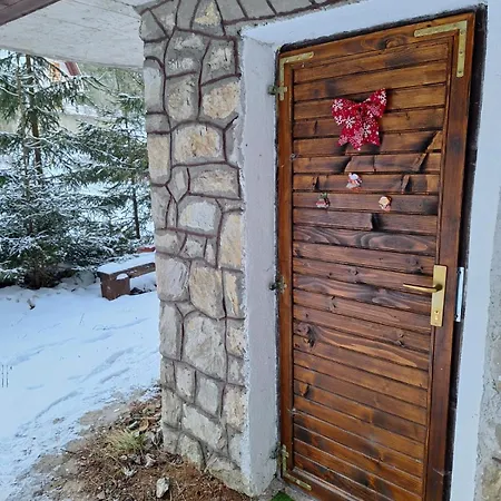 Vikendica Uma Vlasic